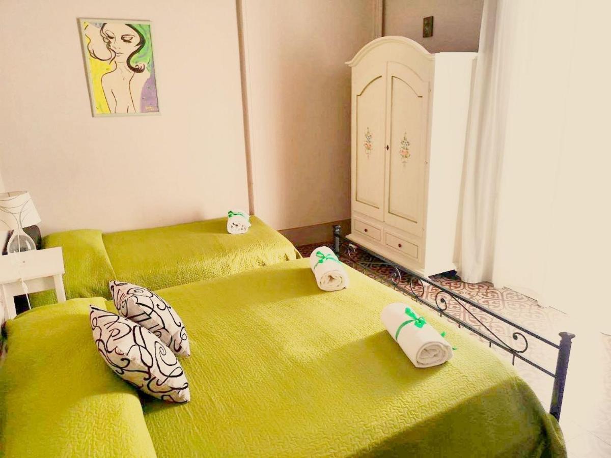 Casa Elide Bed and Breakfast Catánia Buitenkant foto