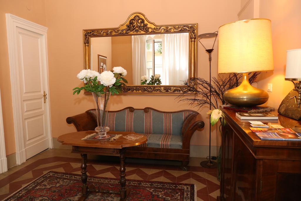 Casa Elide Bed and Breakfast Catánia Buitenkant foto