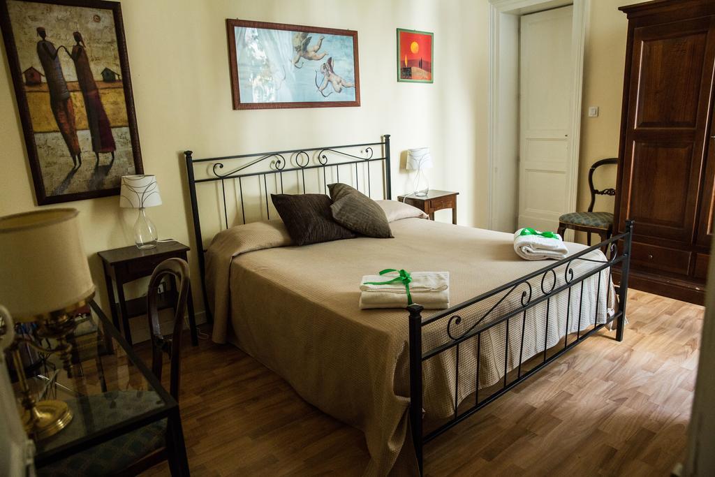 Casa Elide Bed and Breakfast Catánia Buitenkant foto