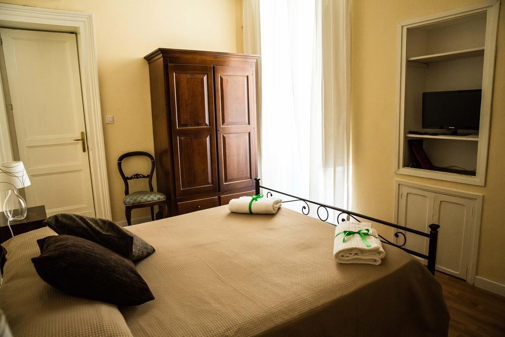 Casa Elide Bed and Breakfast Catánia Buitenkant foto